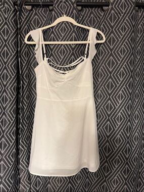 princess polly novella mini dress white Red partially lined 95% polyester 5% elastane Cold gentle machine wash princess polly white grad dress
